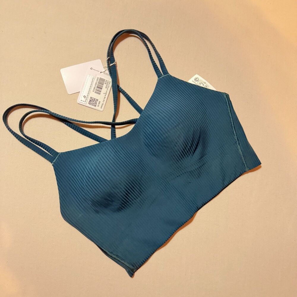 Lululemon Like a Cloud ribbed sports bra top NWT size 4